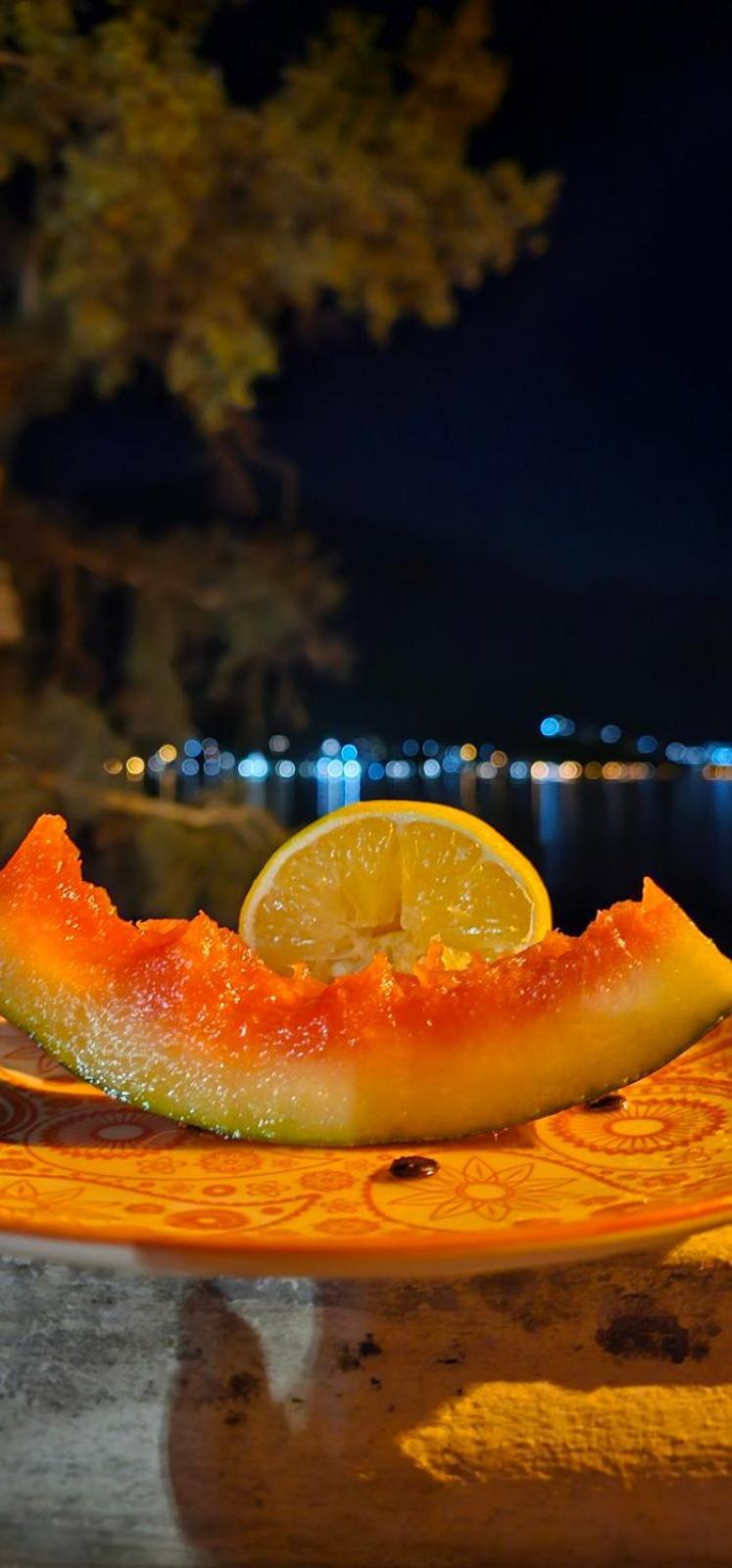 Montenegro Apartments - Private Beach Kotor Kültér fotó